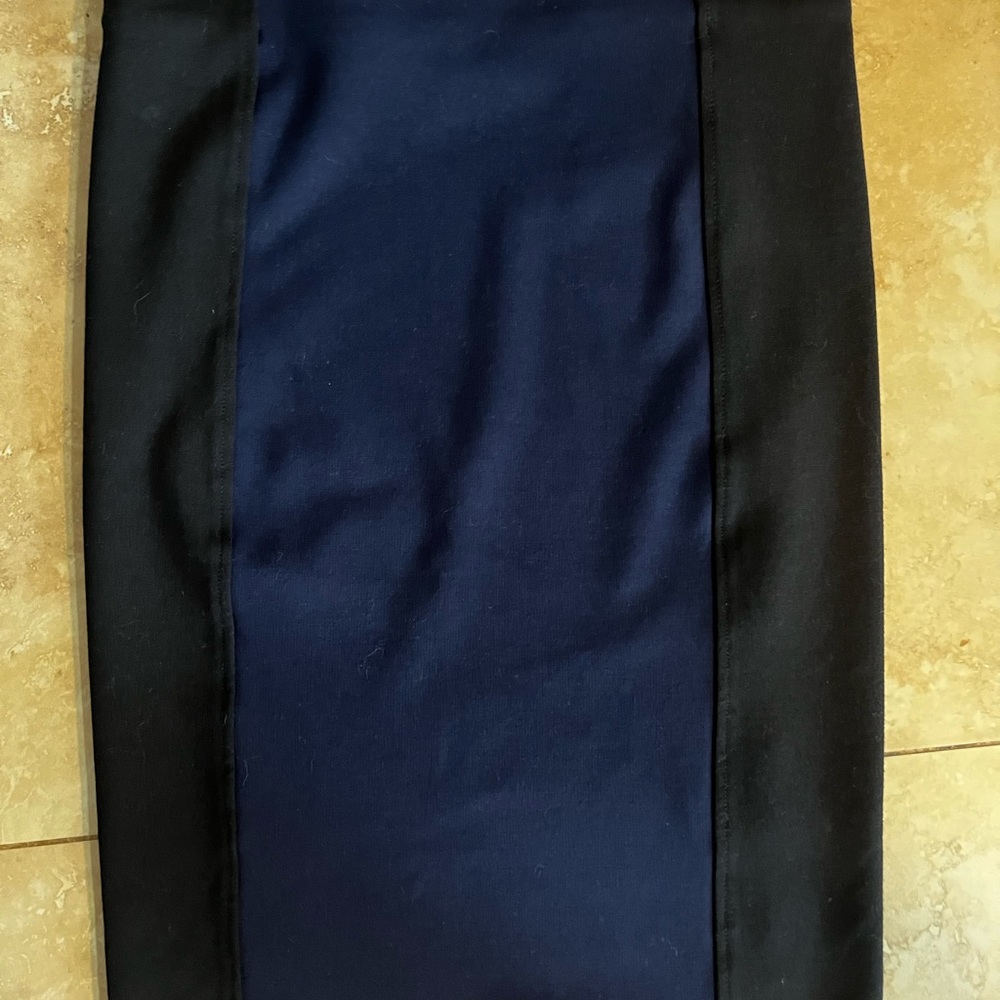 Small H&M Navy & Black pencil skirt